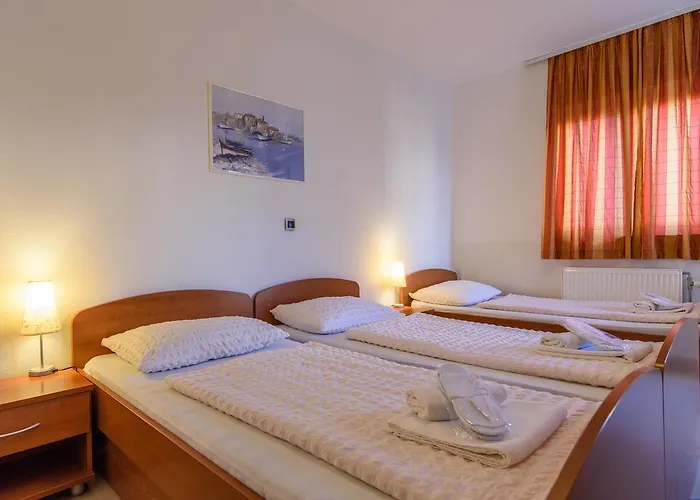 Bed & Breakfast Boutique Paula 3*
