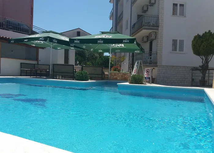 Boutique Paula Bed & Breakfast 3*