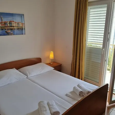 Boutique Paula 3* Τρογκίρ