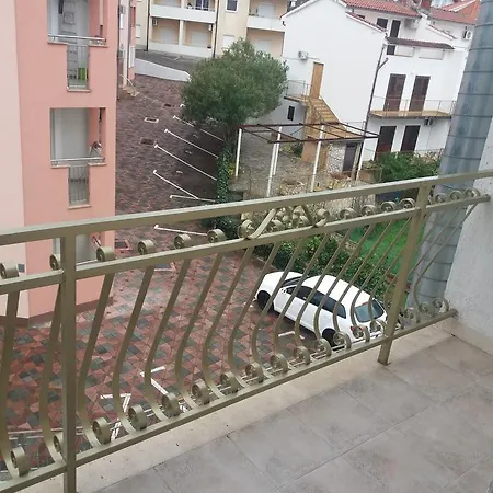 Paula 4* Trogir