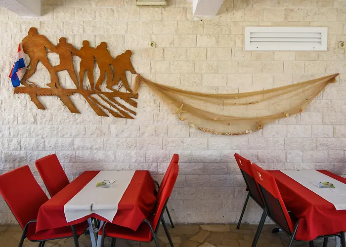 Boutique Paula Panzió 3*