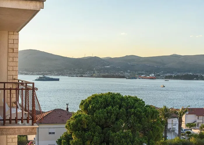 Boutique Paula Trogir