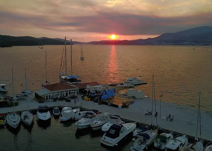 Panzió Boutique Paula 3*