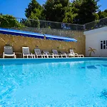 Bed and breakfast Paula 3*