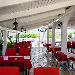Paula 3* Trogir