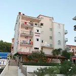 Paula Bed and breakfast