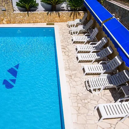 Boutique Paula 3*