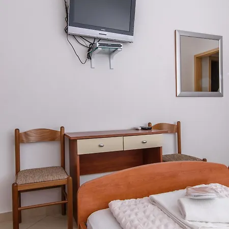 Boutique Paula 3*